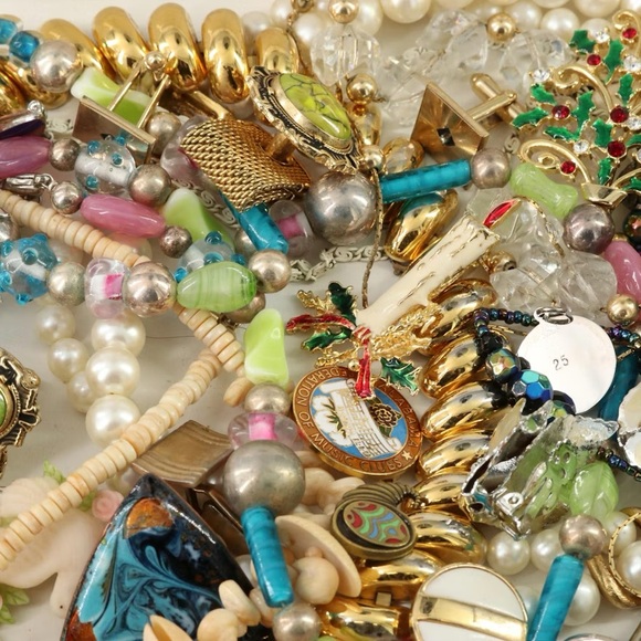 Vintage Estate Sale Jewelry Collection - Silver Gold Quartz Enamel - Picture 3 of 3